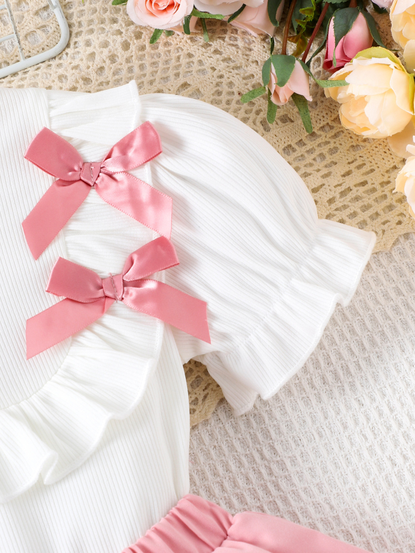 Children's Ruffle Trim Bow Decor Top & Layered Skirt Set